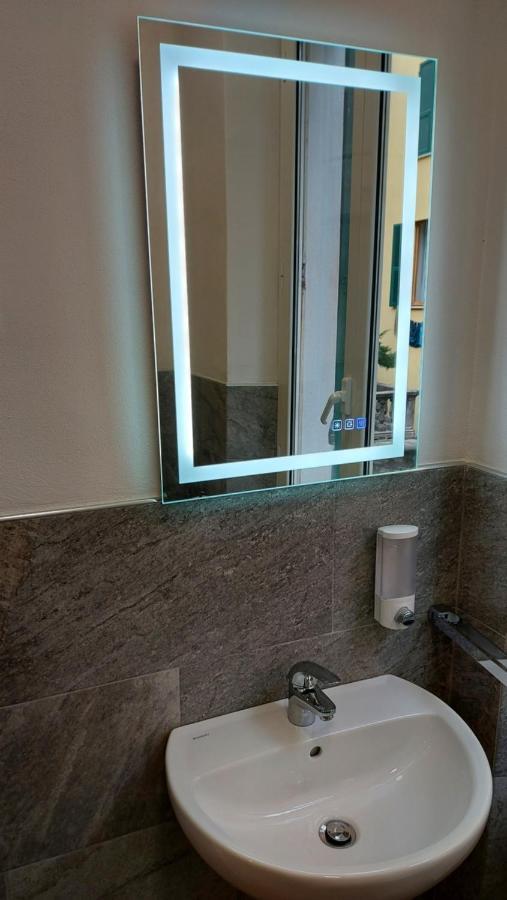 Suite Familiale avec Balcon – Annexe
